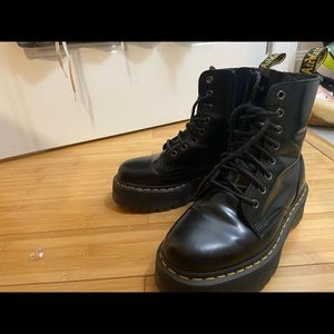 Jadon Doc Martens Dr Martens shoe. US Size 7 very lightly worn black